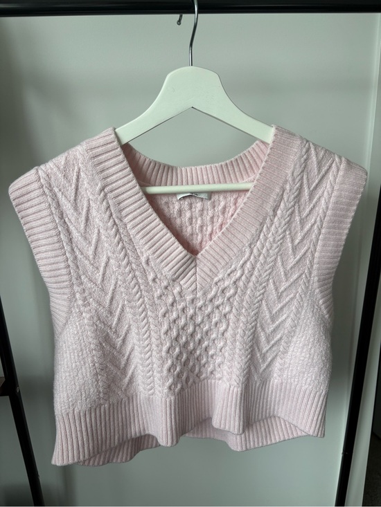 Aritzia Sweaters - Aritzia Cable Knit V-Neck Sweater Vest - Pale Pink